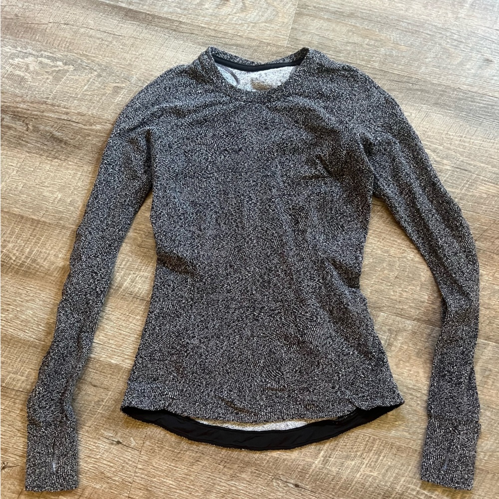 Lululemon Athletica long sleeve